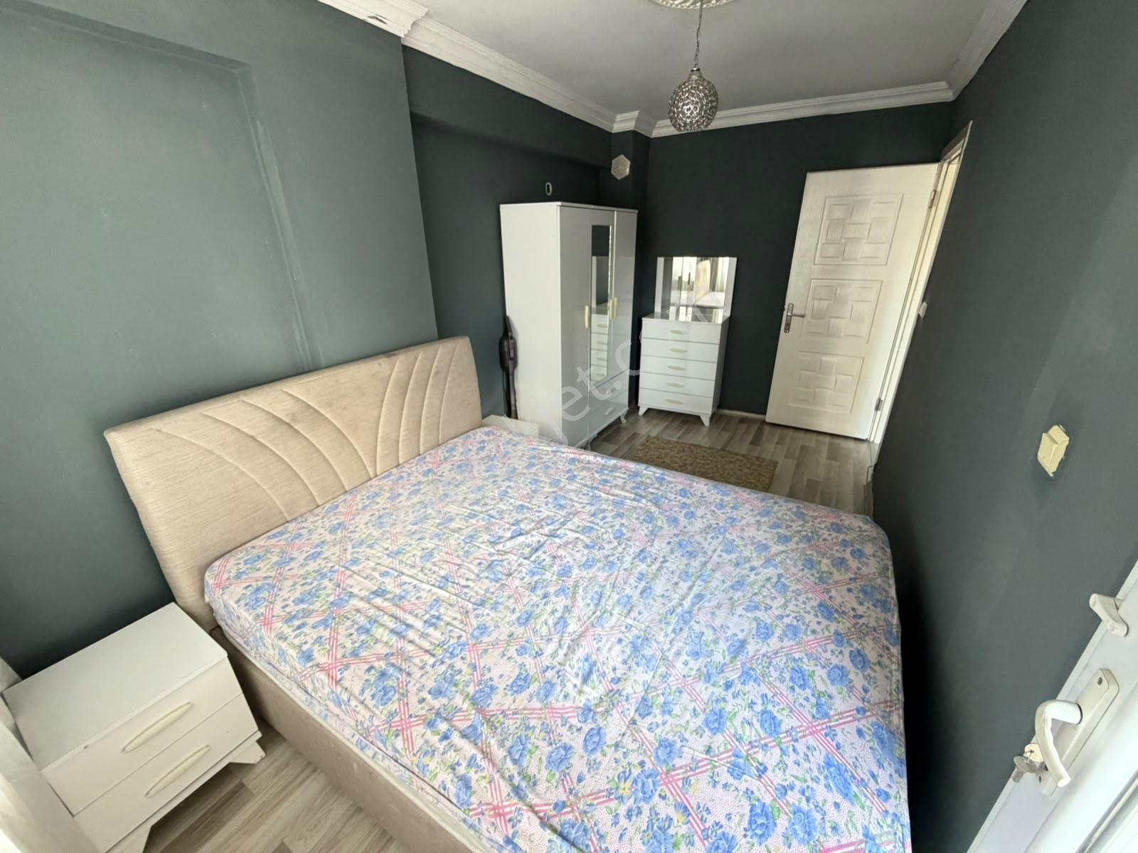 Konut Emlaktan Sümer Mah Satılık 1+1 Eşyalı Daire — fotoğraf 4