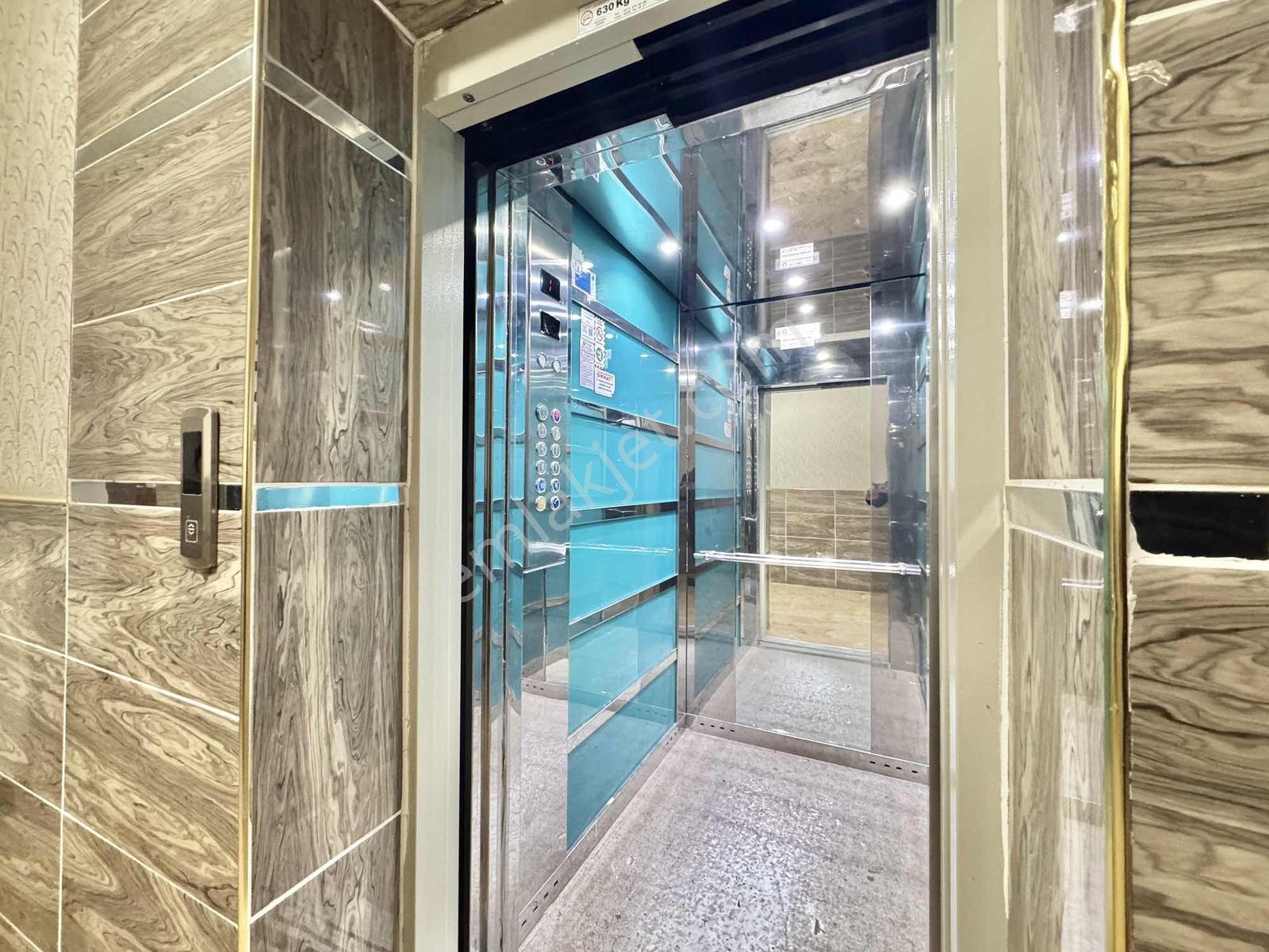 Karapürçek Mah. 3+1 Ön Cephe 125m2 Asansör/mant. Full Yapılı — fotoğraf 2