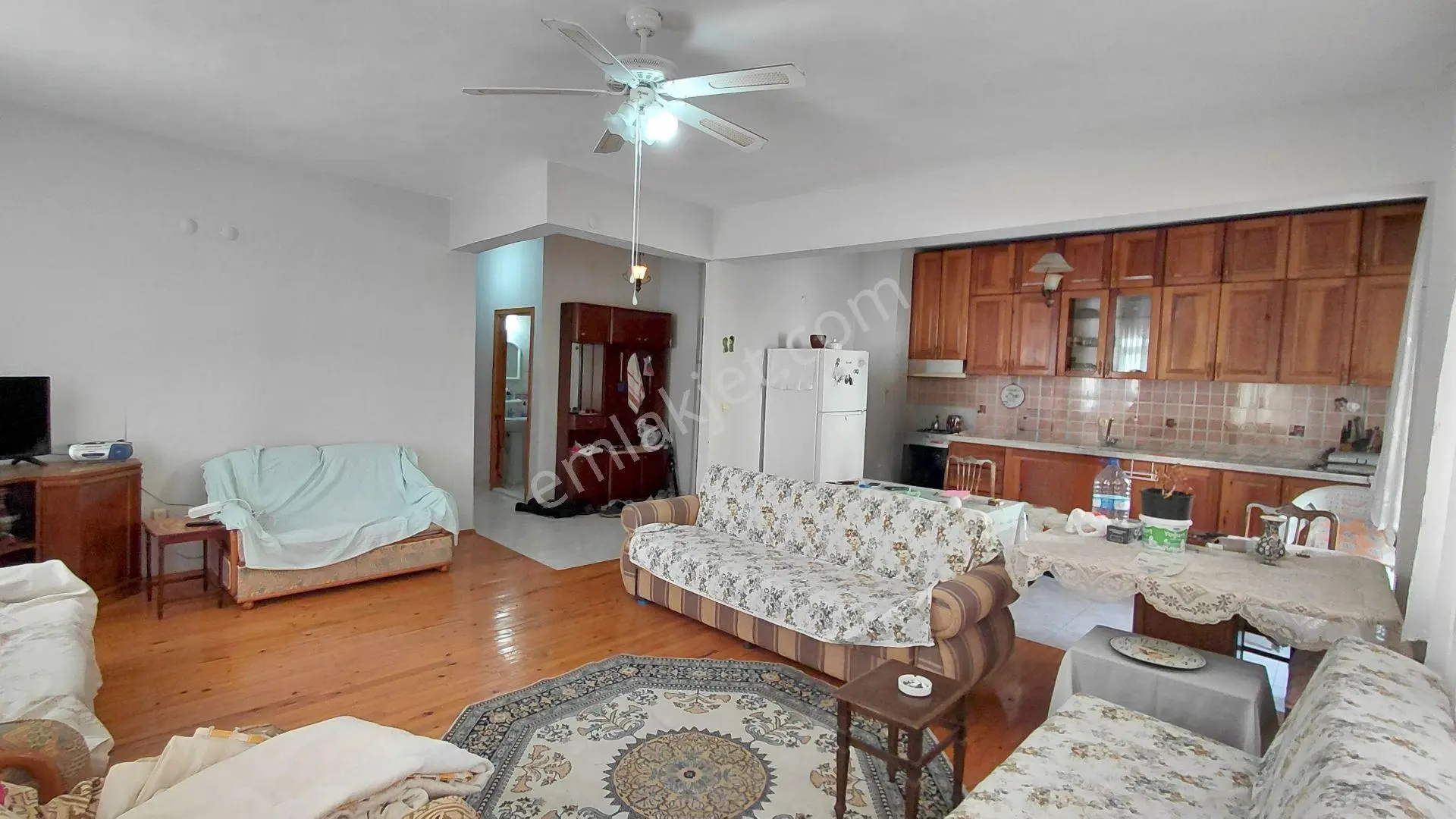 Alanya Oba’da Denize 550 M Mesafede 2+1 Satılık Daire — fotoğraf 4
