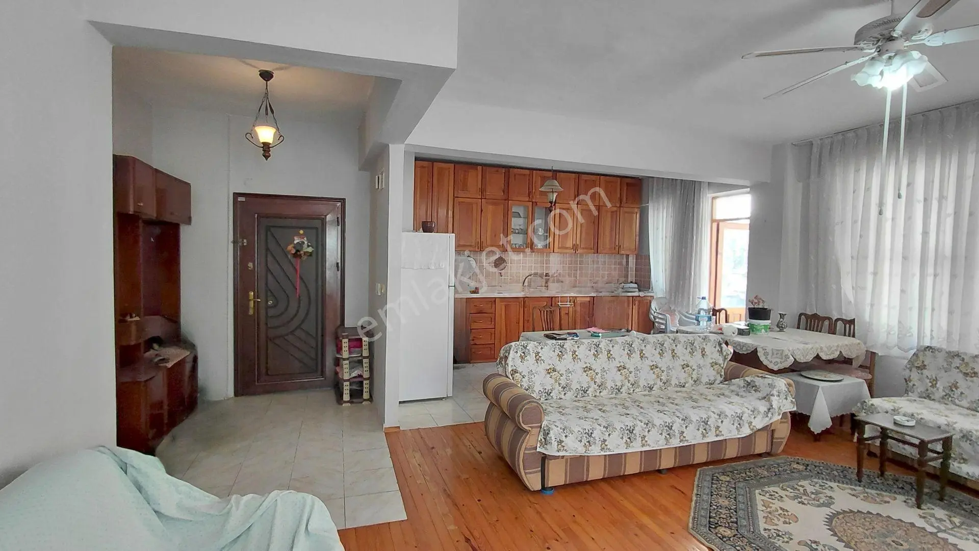 Alanya Oba’da Denize 550 M Mesafede 2+1 Satılık Daire — fotoğraf 5