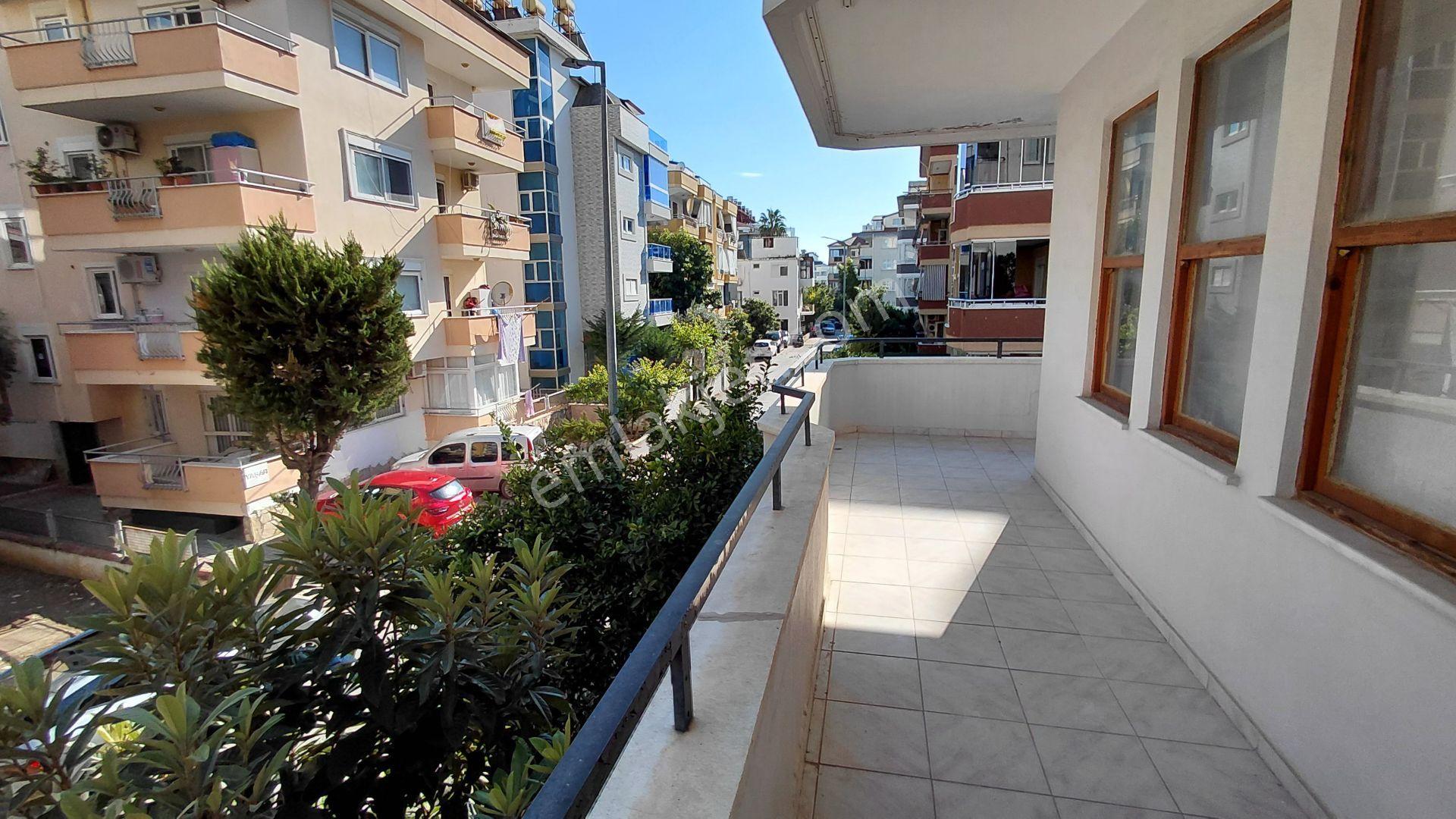 Alanya Oba’da Denize 550 M Mesafede 2+1 Satılık Daire — fotoğraf 15