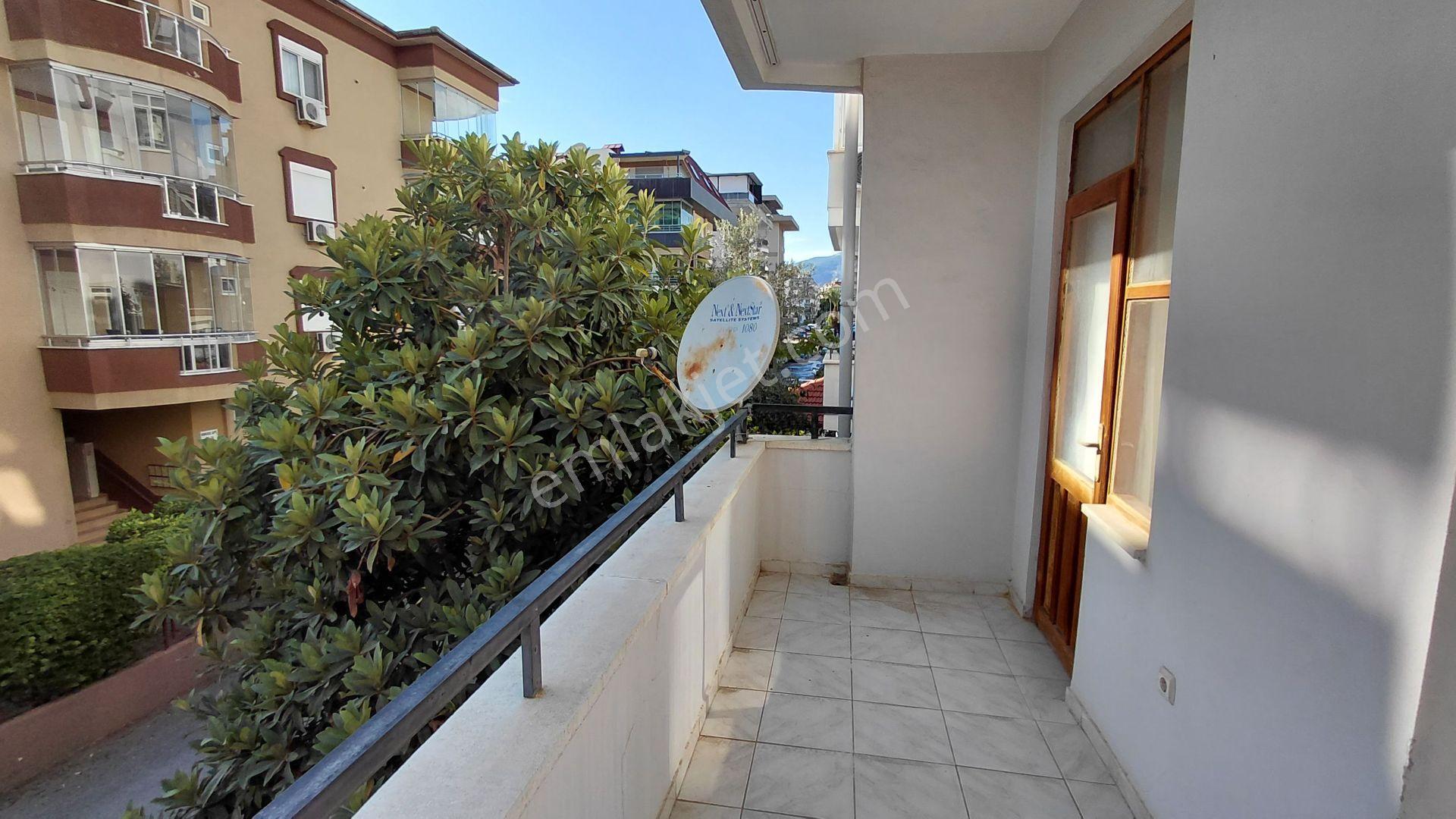 Alanya Oba’da Denize 550 M Mesafede 2+1 Satılık Daire — fotoğraf 16
