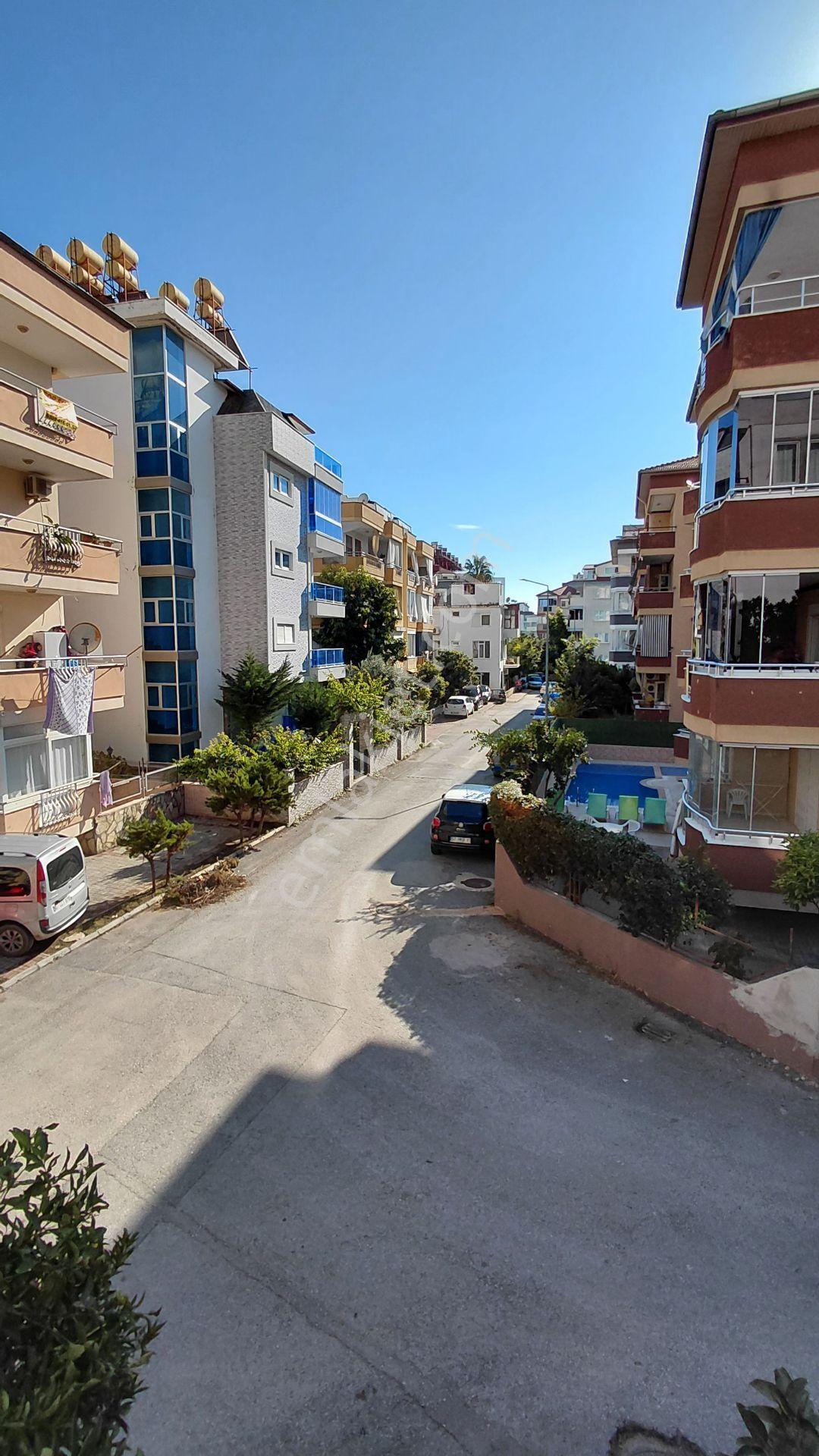 Alanya Oba’da Denize 550 M Mesafede 2+1 Satılık Daire — fotoğraf 17