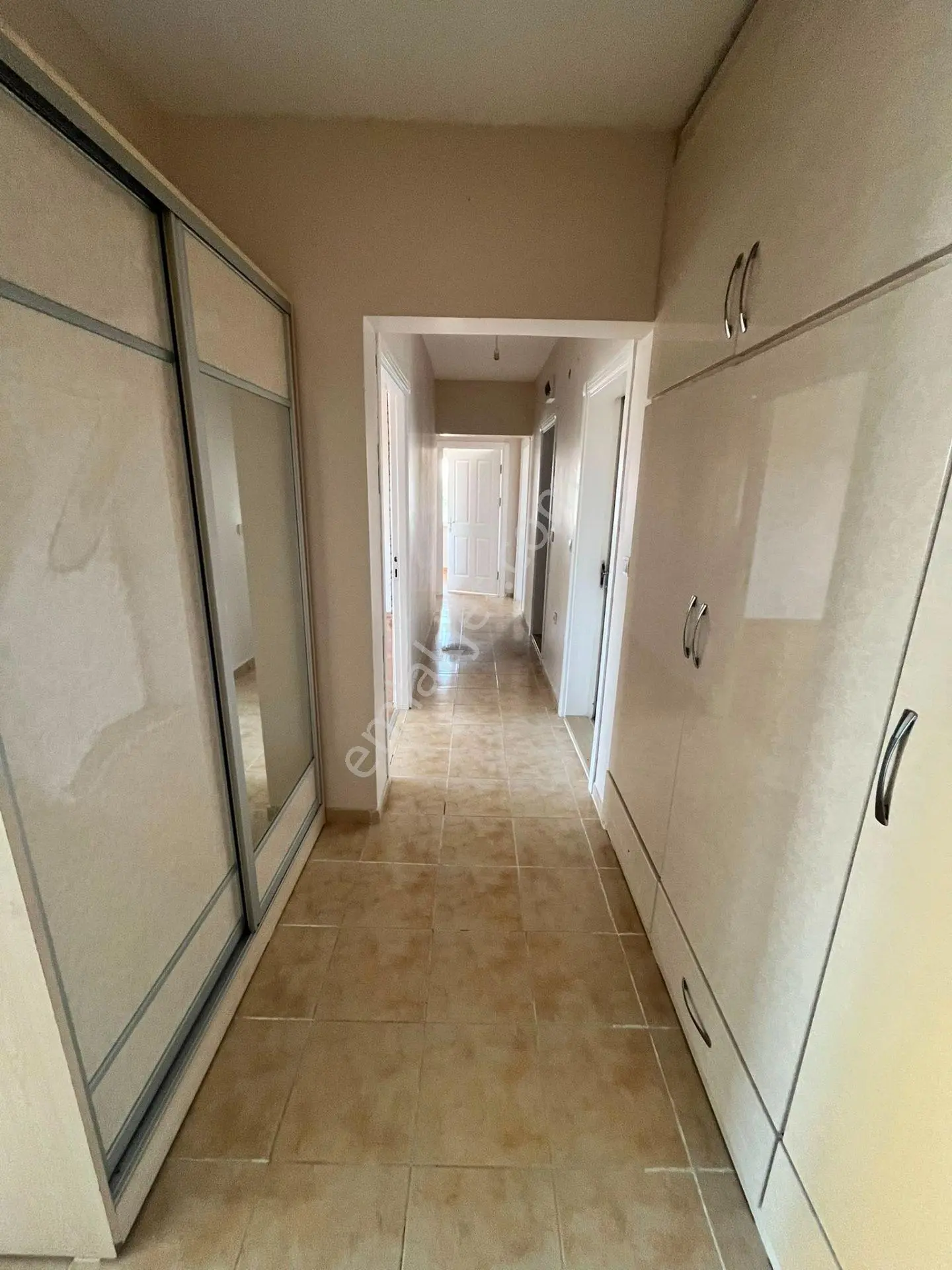 Uygun Fiyat! Tokide 3+1 Satılık Daire — fotoğraf 3