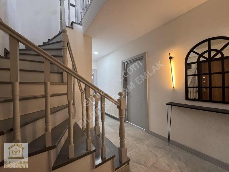 Hurma Mah. Vatandaşlığa Uygun İçi Tamamen Yenilenmiş Modern 4+1 — fotoğraf 32