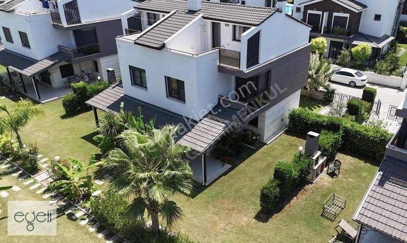 Davutlar Sahilin De Denize 600 Mt 4+1 Trıblex Villa — fotoğraf 5