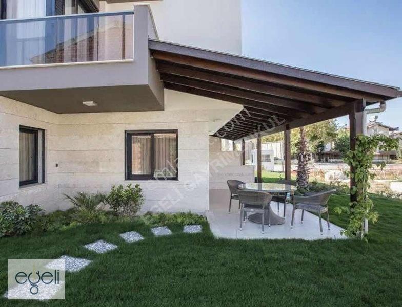 Davutlar Sahilin De Denize 600 Mt 4+1 Trıblex Villa — fotoğraf 20