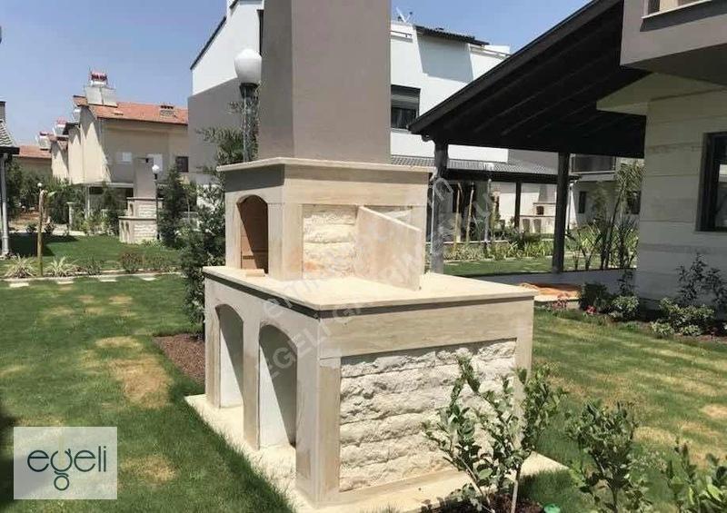 Davutlar Sahilin De Denize 600 Mt 4+1 Trıblex Villa — fotoğraf 22