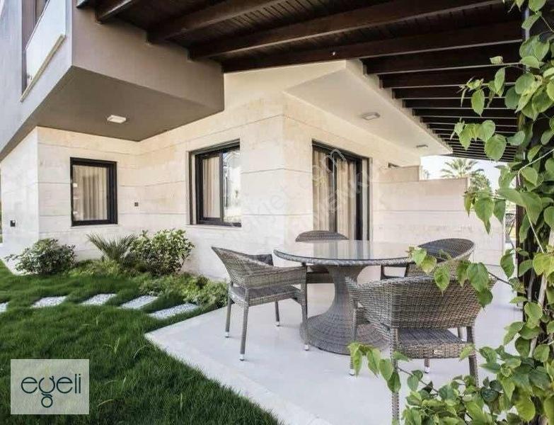 Davutlar Sahilin De Denize 600 Mt 4+1 Trıblex Villa — fotoğraf 32