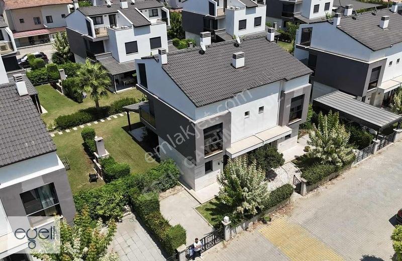 Davutlar Sahilin De Denize 600 Mt 4+1 Trıblex Villa — fotoğraf 33