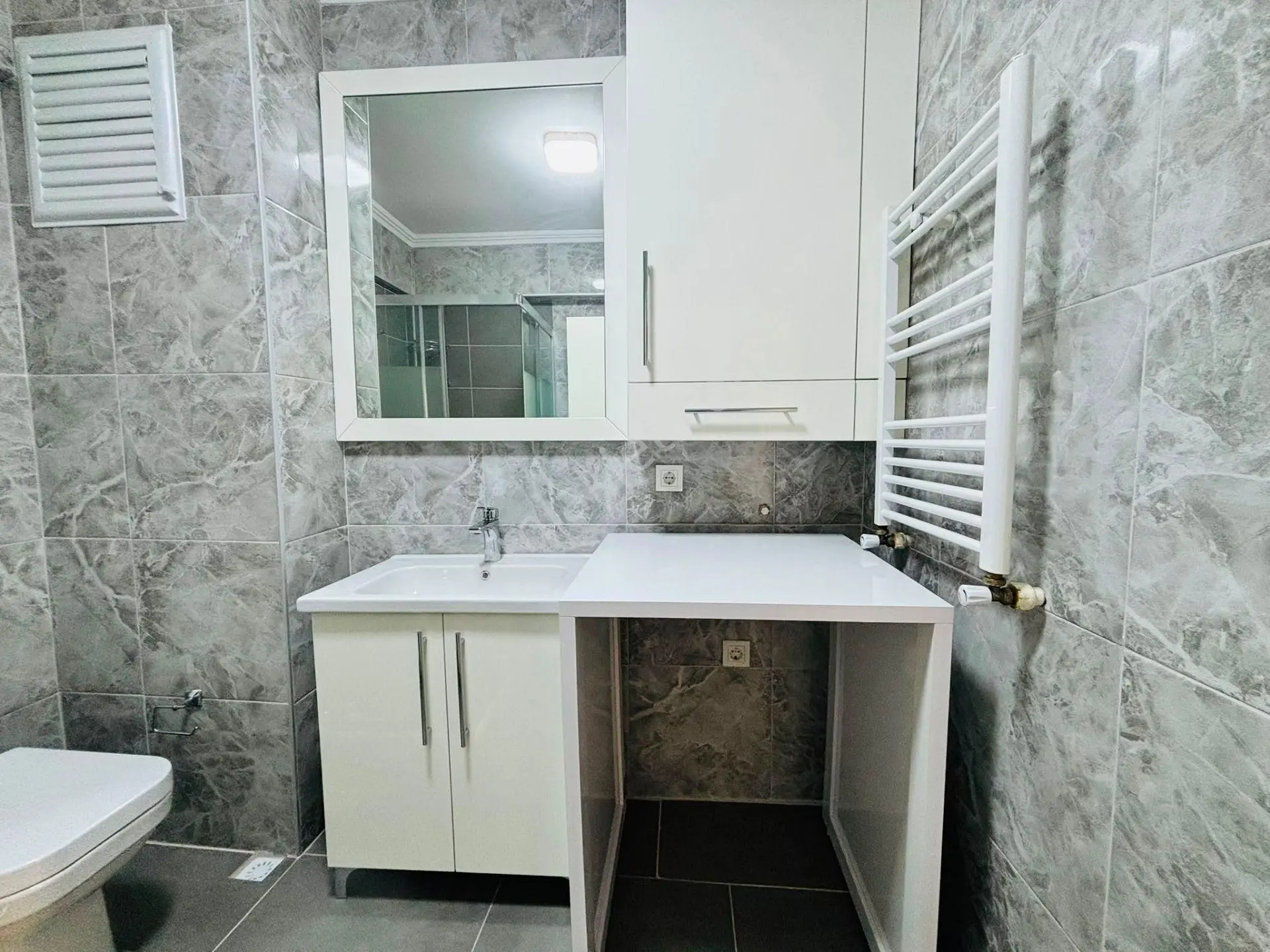 Mertcan'dan Kredi Limitsiz İçi Sıfır Yapılı İskanlı Geniş Daire — fotoğraf 27