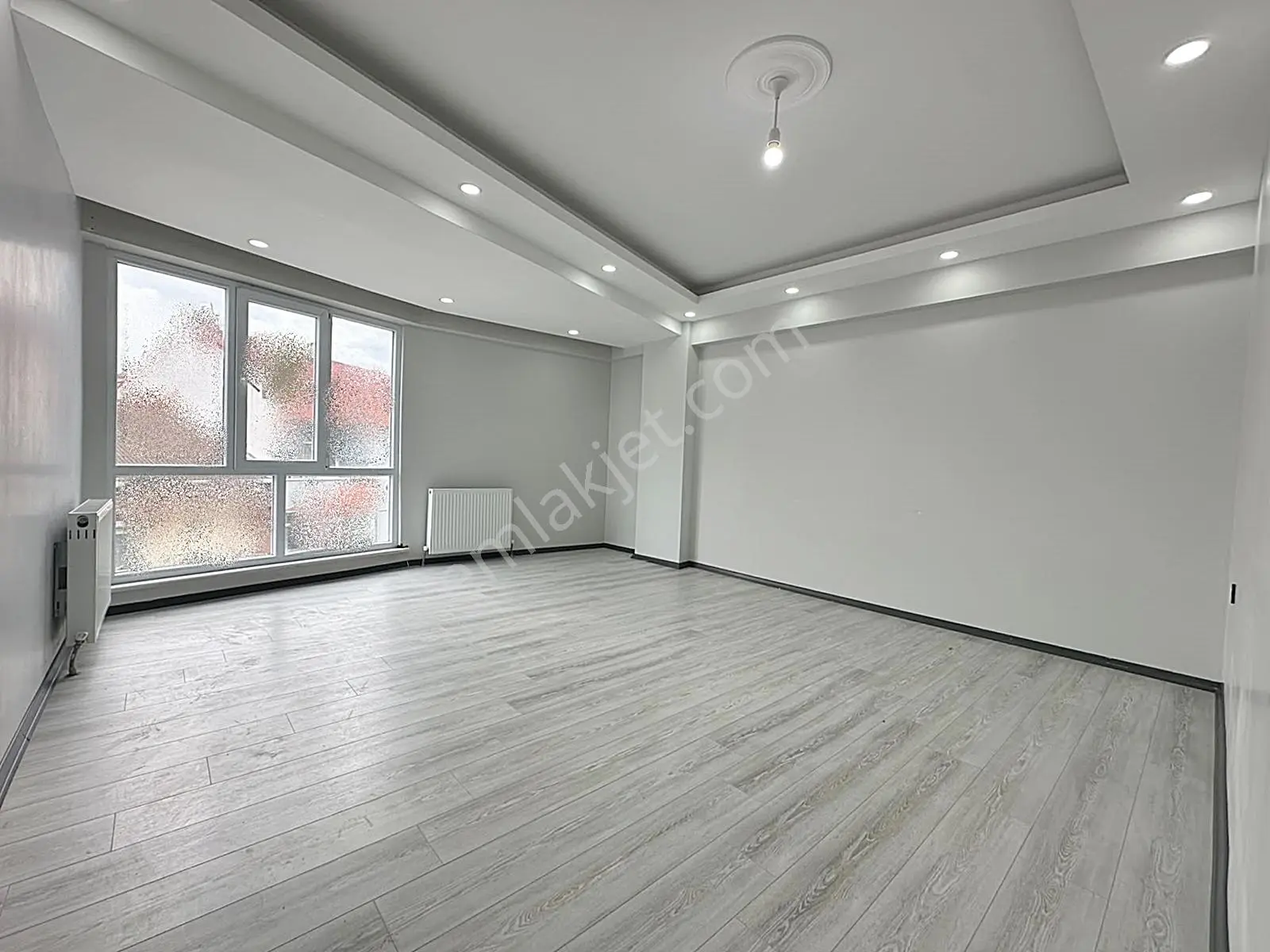 Az-Er Yapıdan Satılık Veya Kiralık 2+1 Fırsat Daire !!!!