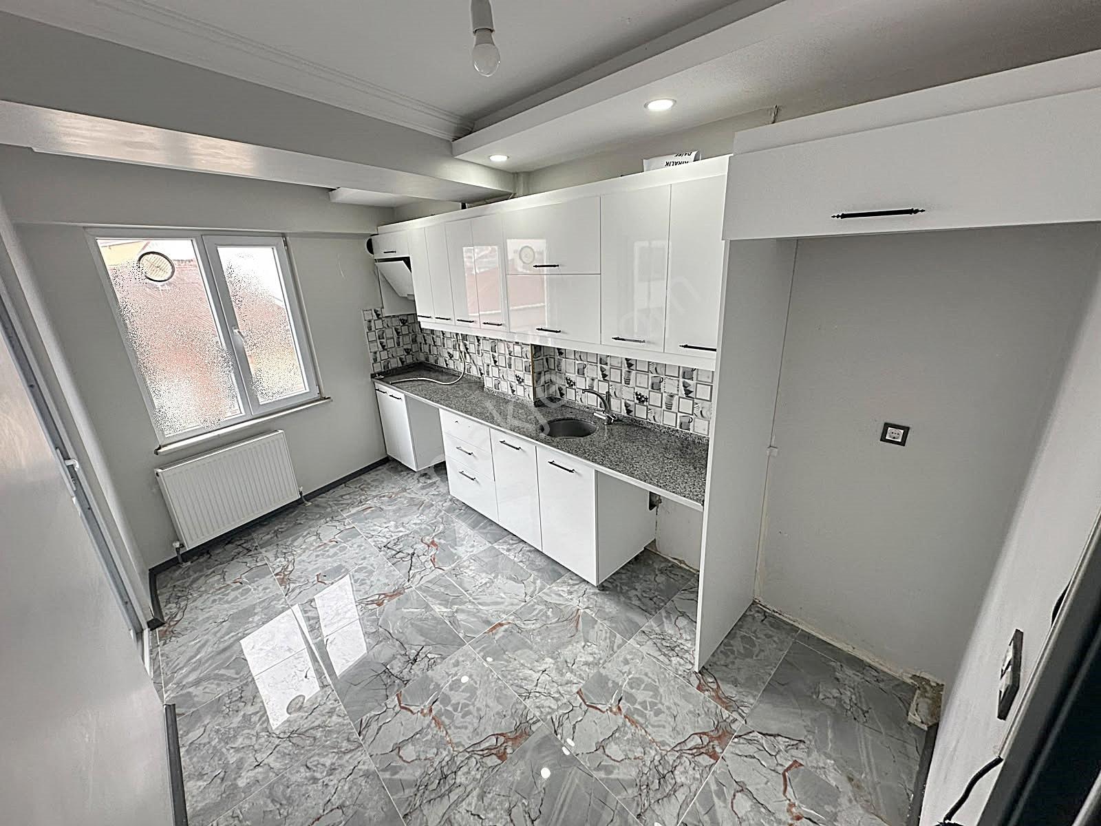 Az-er Yapıdan Satılık Veya Kiralık 2+1 Fırsat Daire !!!! — fotoğraf 25