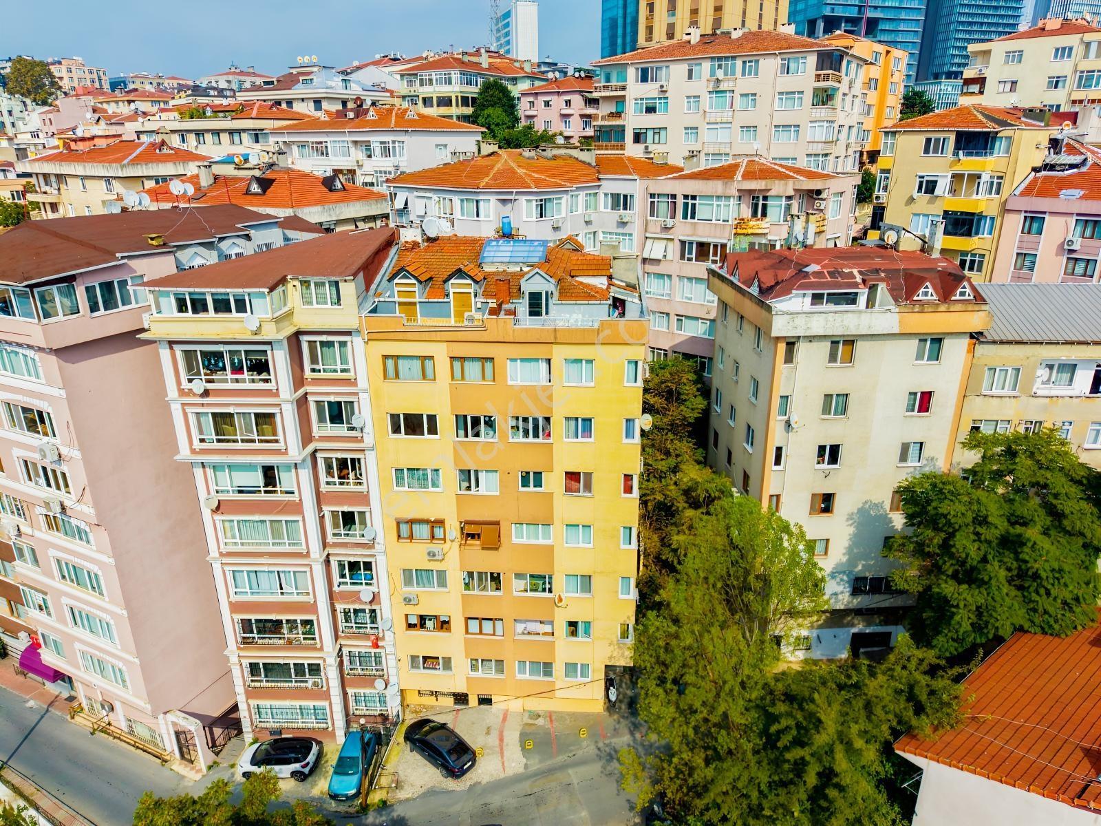 Şişli Mecidiyeköy / Ortaklar Caddesinde 3+1 Dubleks