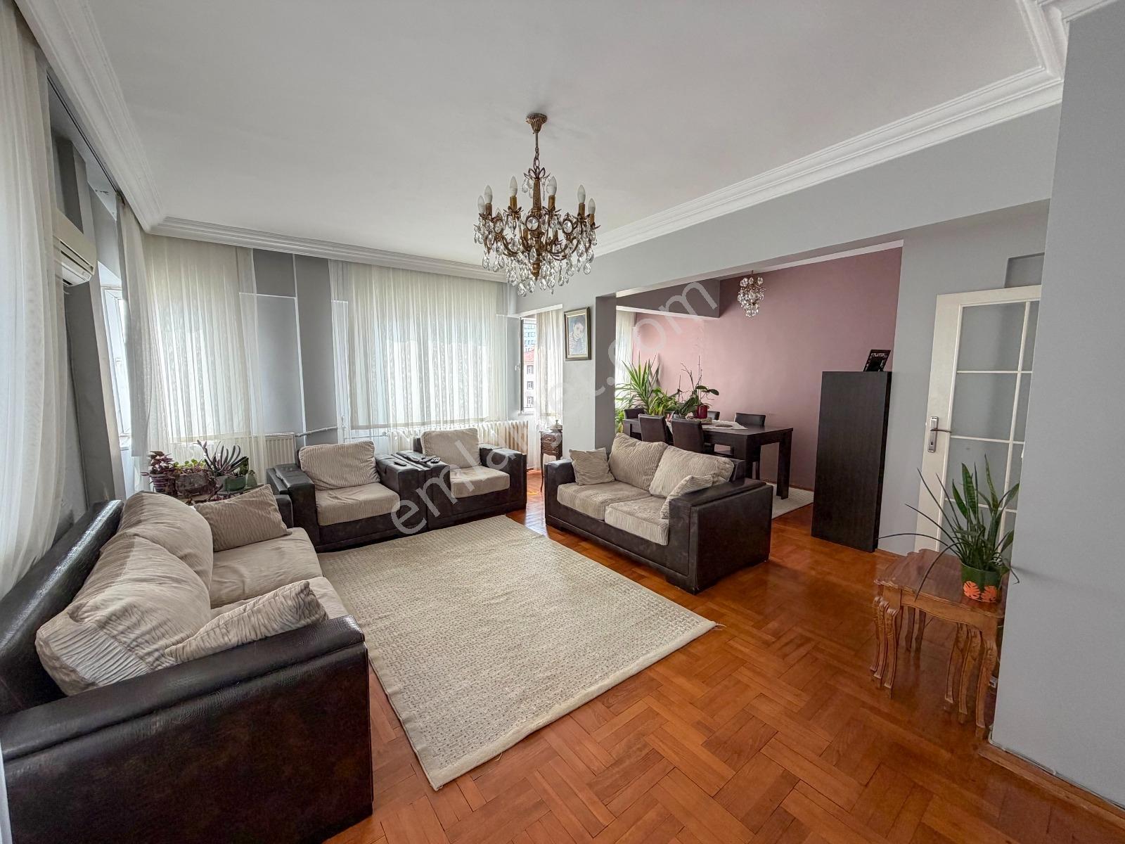 Şişli Mecidiyeköy / Ortaklar Caddesinde 3+1 Dubleks — fotoğraf 2