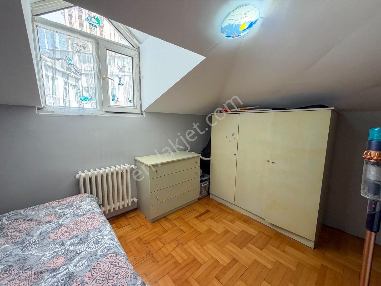 Şişli Mecidiyeköy / Ortaklar Caddesinde 3+1 Dubleks — fotoğraf 10