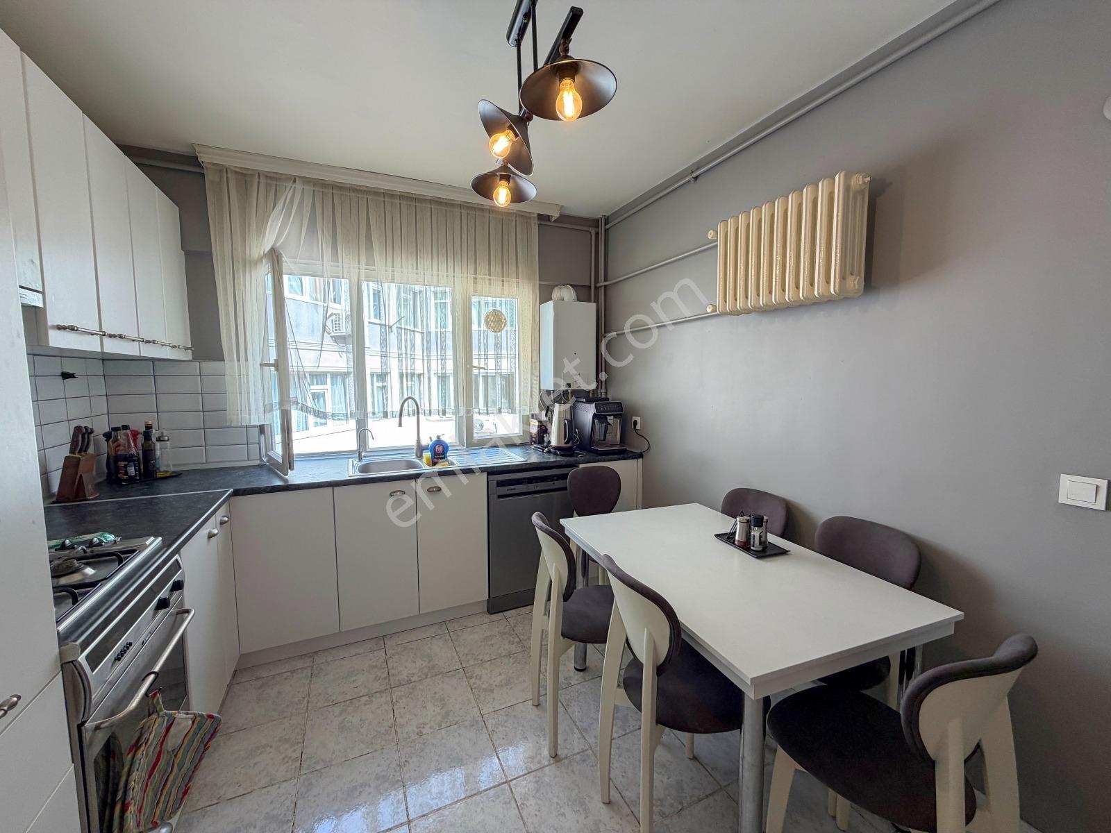 Şişli Mecidiyeköy / Ortaklar Caddesinde 3+1 Dubleks — fotoğraf 25