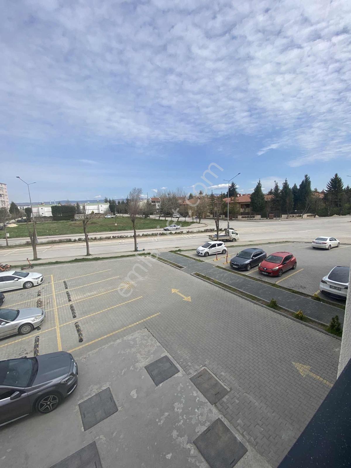 Batıkent Merkez Satılık 3+1 Lüx Daire — fotoğraf 19
