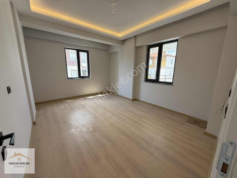 Hakan Emlaktan Çiftlik Cd Civarında Lüks 3+1 | Yerden Isıtmalı — fotoğraf 4