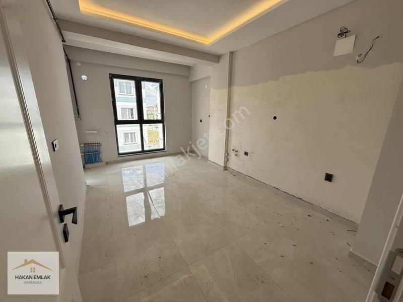 Hakan Emlaktan Çiftlik Cd Civarında Lüks 3+1 | Yerden Isıtmalı — fotoğraf 5