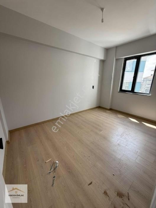 Hakan Emlaktan Çiftlik Cd Civarında Lüks 3+1 | Yerden Isıtmalı — fotoğraf 12