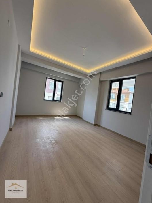Hakan Emlaktan Çiftlik Cd Civarında Lüks 3+1 | Yerden Isıtmalı — fotoğraf 26