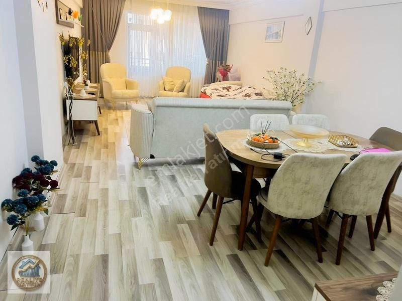 Giresun Hacısiyam Mahallesi'nde Cadde Üzeri Satılık 3 + 1 Daire — fotoğraf 2
