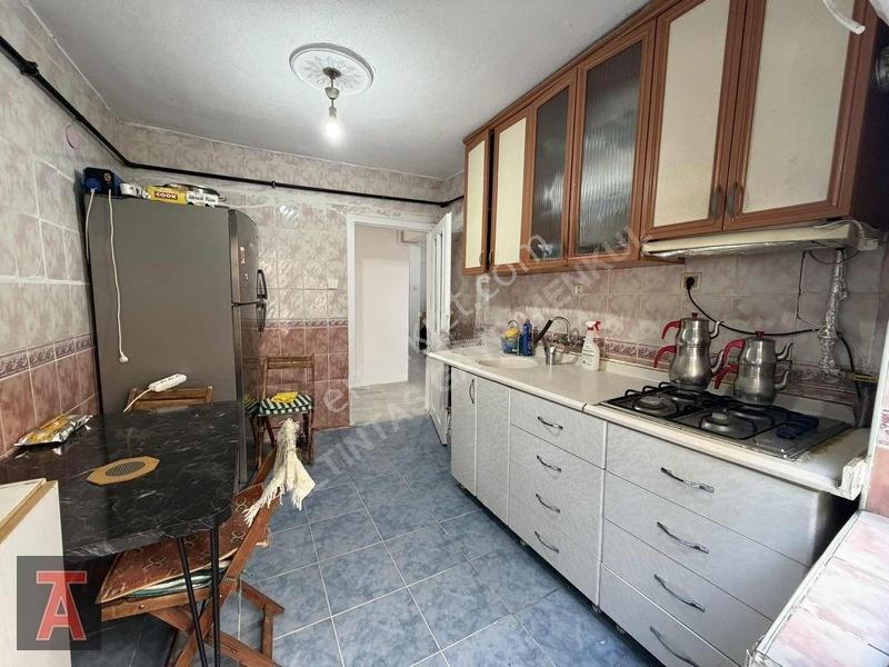 Topçu Mah'de Geniş Bahçeli Köşe Bina Cadde Yakını 3+1 Daire — fotoğraf 7