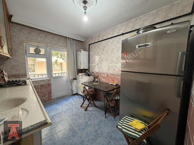 Topçu Mah'de Geniş Bahçeli Köşe Bina Cadde Yakını 3+1 Daire — fotoğraf 10