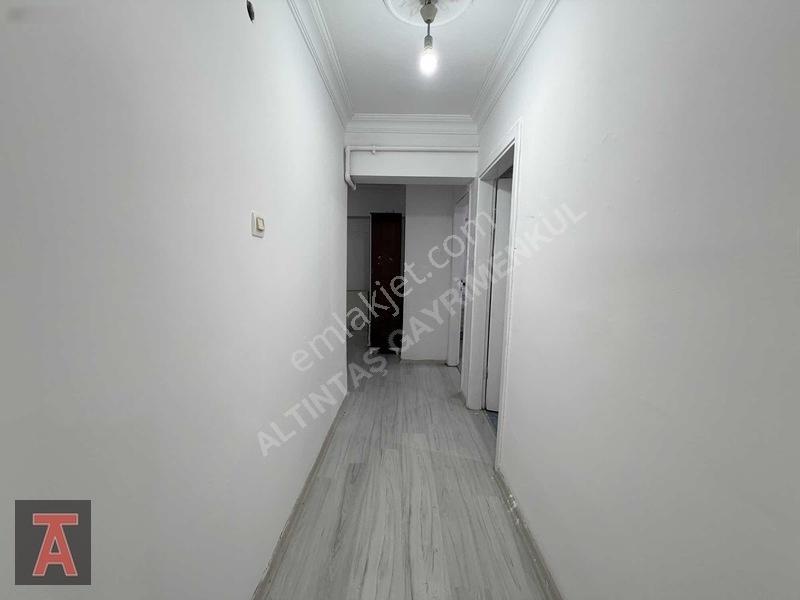 Topçu Mah'de Geniş Bahçeli Köşe Bina Cadde Yakını 3+1 Daire — fotoğraf 29