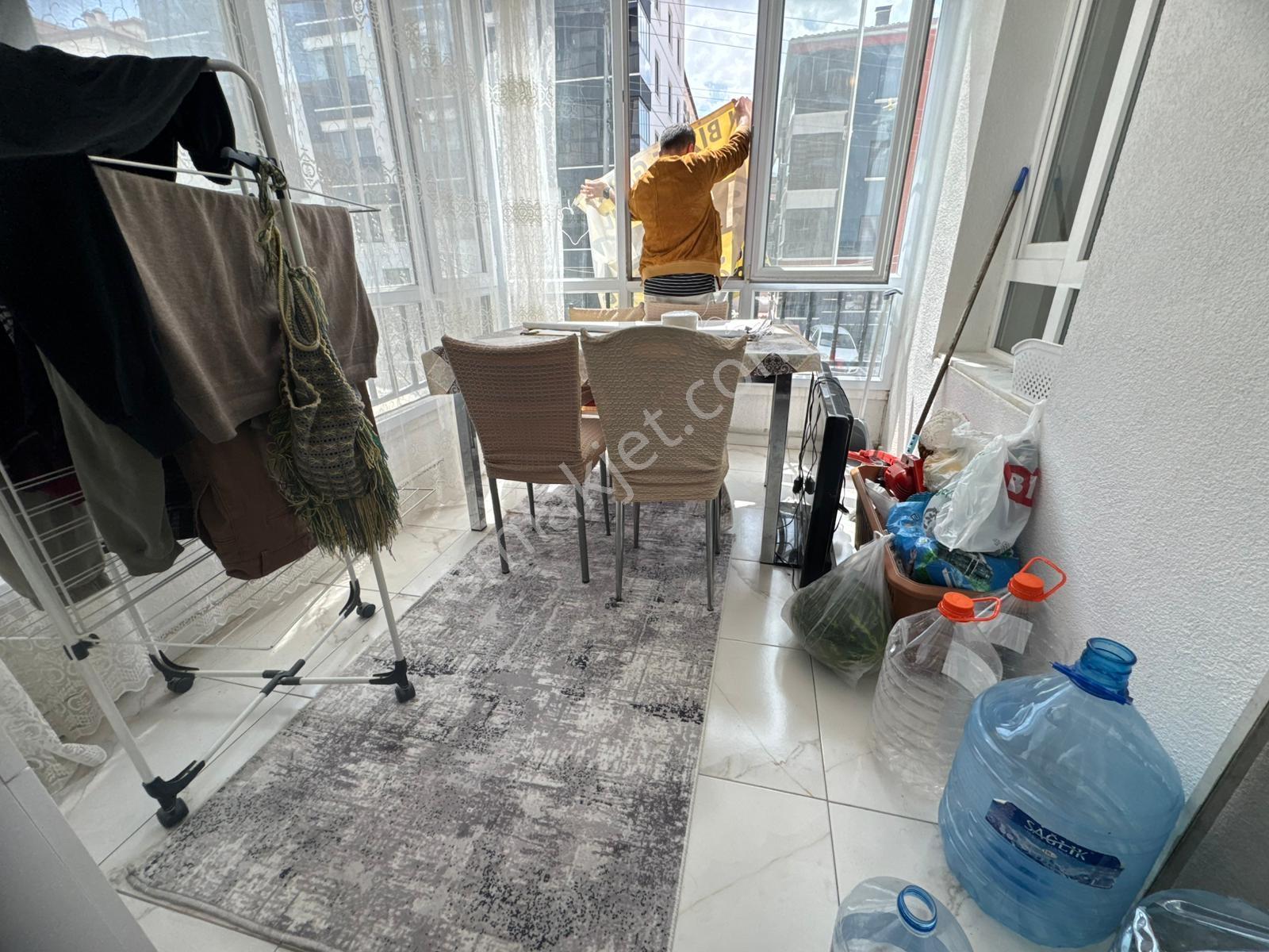 Keçiörende 3+1 Genişteras Balkonlu Öncepheli İskanlısatılıkdaire — fotoğraf 23