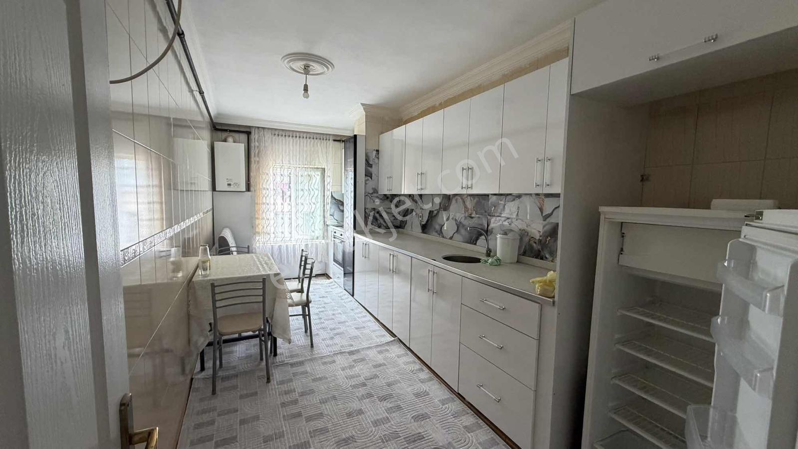 World Mar Kavşağında Satılık Eşyalı Daire — fotoğraf 14
