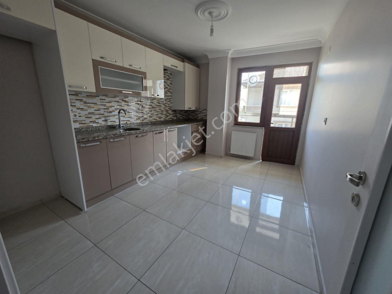 Aslı Emlak'tan Gazi Mah 2+1 Kat2 — fotoğraf 6