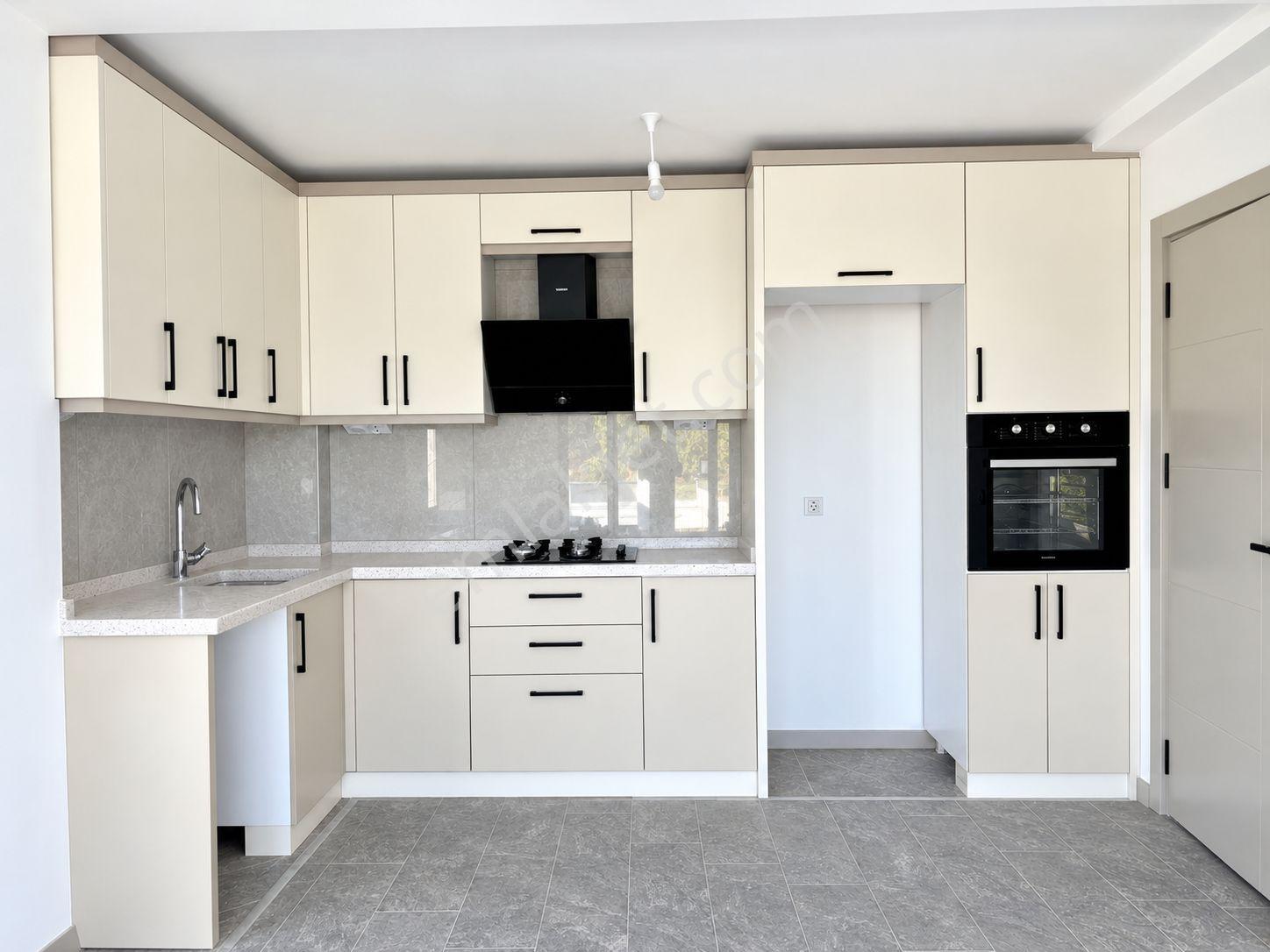 Yükselden Zeytinlide Müstakil Tadında Bahçeye İnişli 1+1 — fotoğraf 7