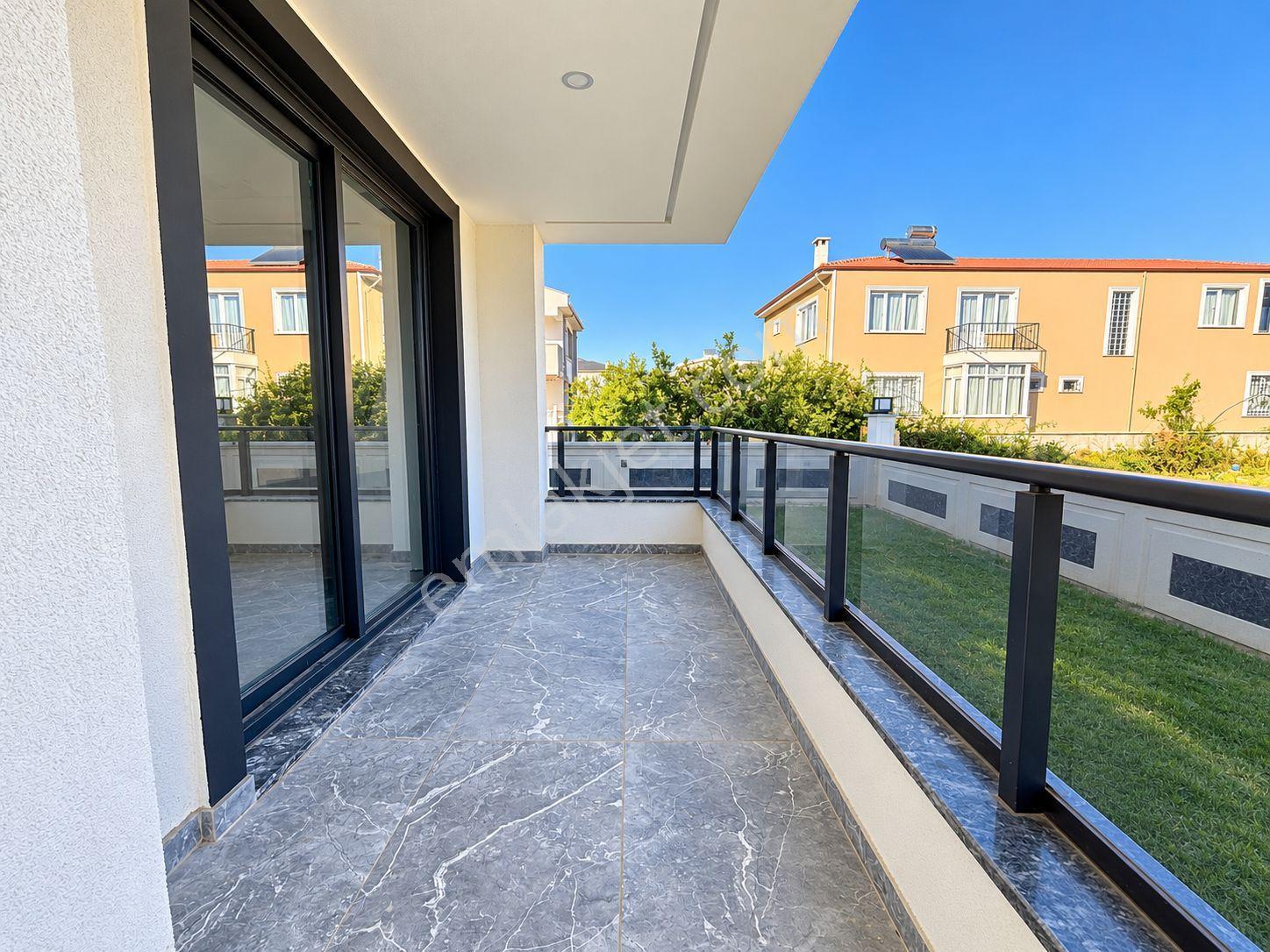 Yükselden Zeytinlide Müstakil Tadında Bahçeye İnişli 1+1 — fotoğraf 9
