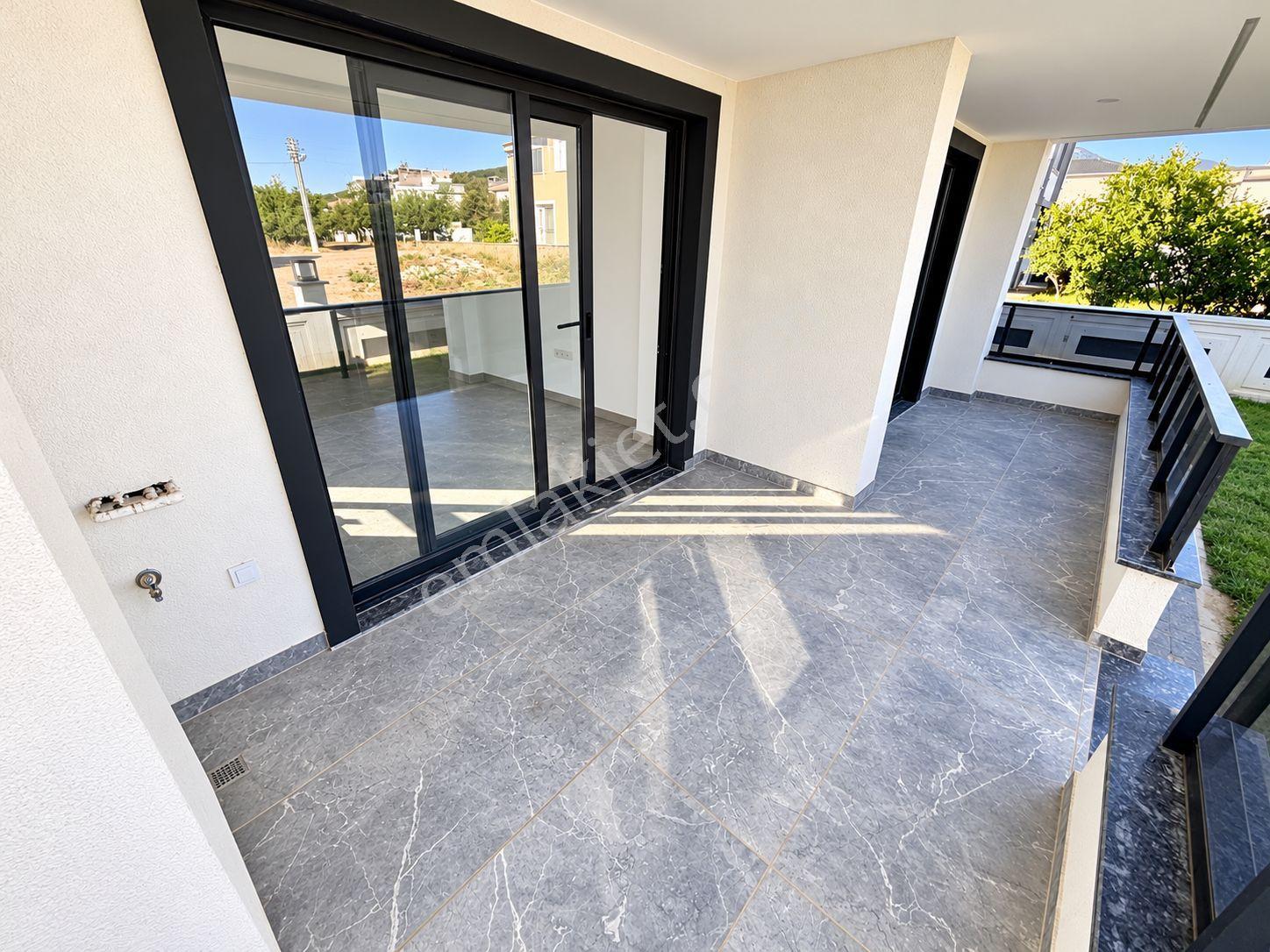 Yükselden Zeytinlide Müstakil Tadında Bahçeye İnişli 1+1 — fotoğraf 10