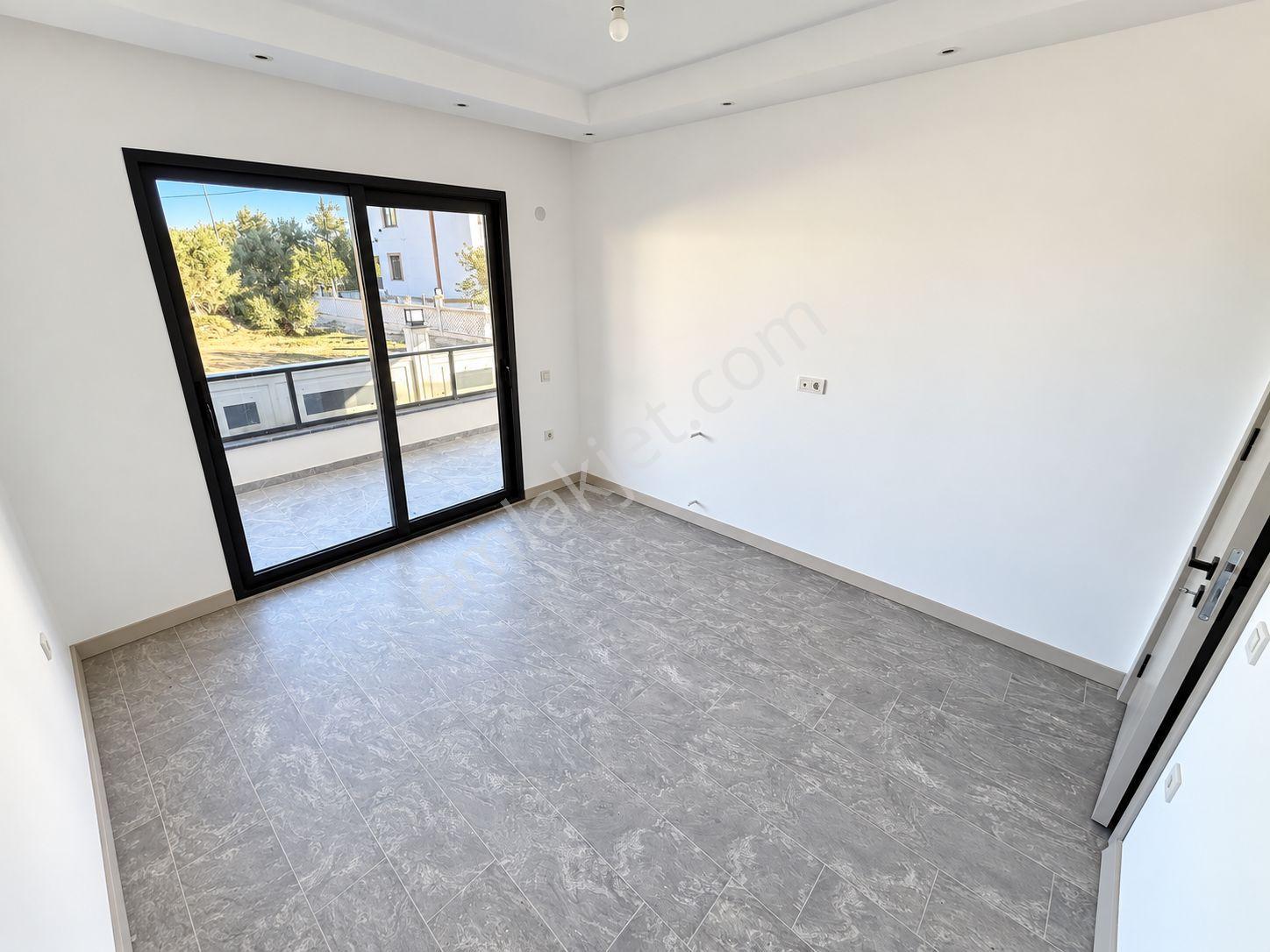 Yükselden Zeytinlide Müstakil Tadında Bahçeye İnişli 1+1 — fotoğraf 23