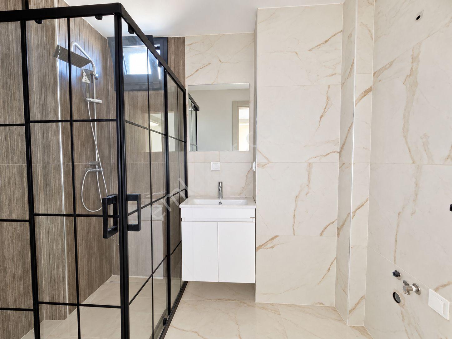 Yükselden Zeytinlide Müstakil Tadında Bahçeye İnişli 1+1 — fotoğraf 24