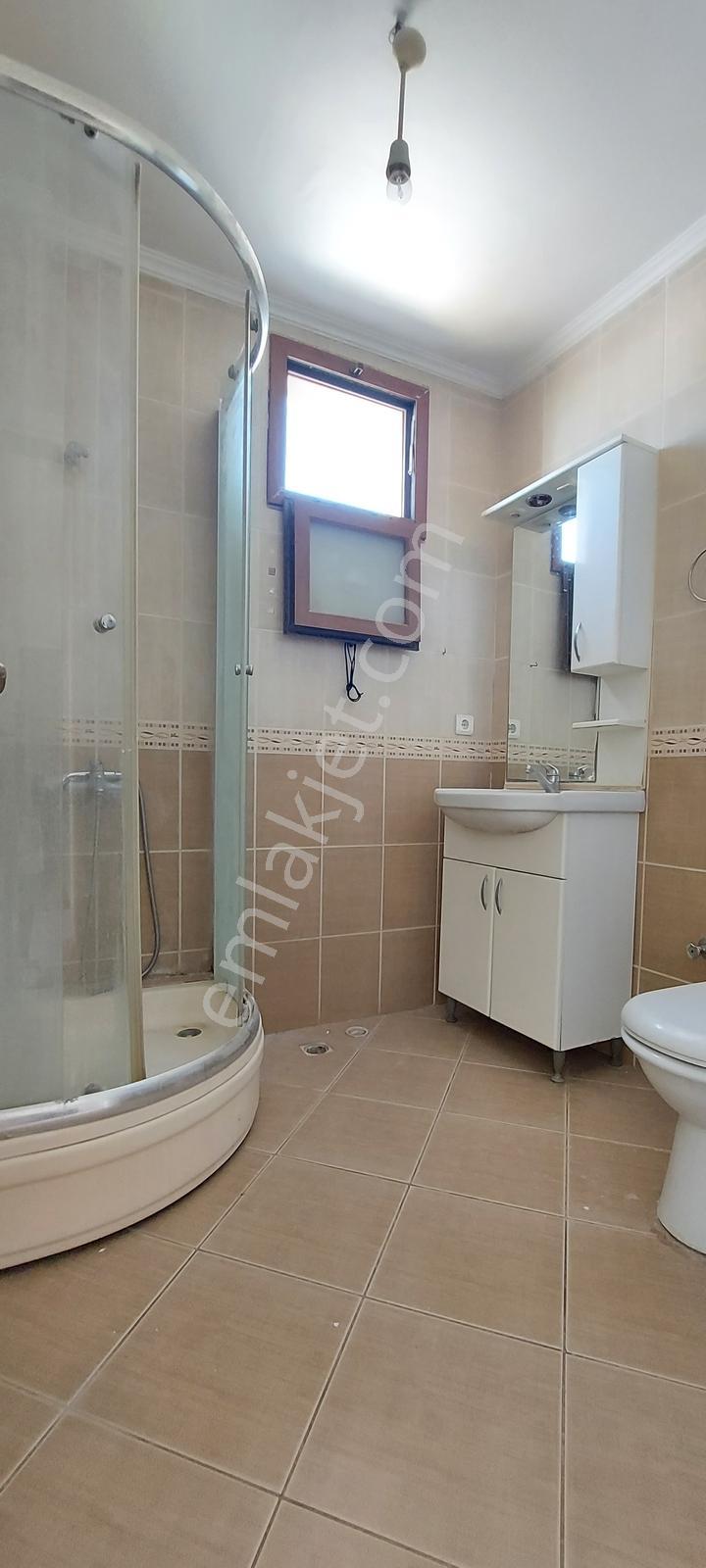 Havuzlu Nezih Site İçerisinde Merkezi Konumda 2+1 Üst Kat Daire — fotoğraf 19