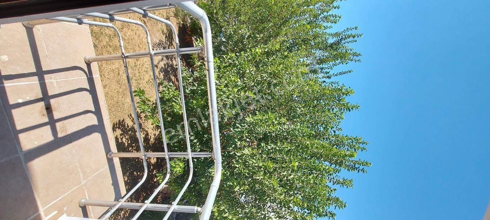 Havuzlu Nezih Site İçerisinde Merkezi Konumda 2+1 Üst Kat Daire — fotoğraf 24