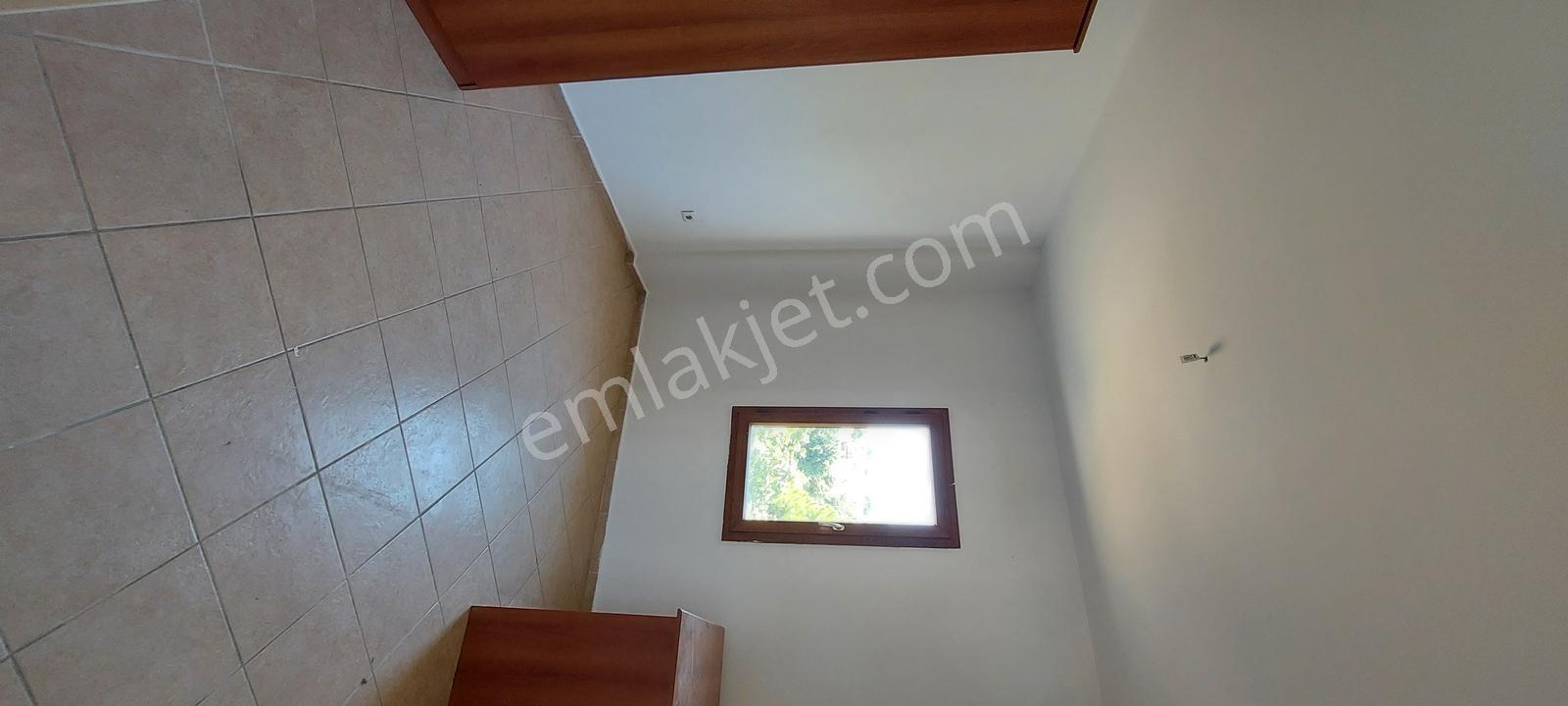 Havuzlu Nezih Site İçerisinde Merkezi Konumda 2+1 Üst Kat Daire — fotoğraf 26