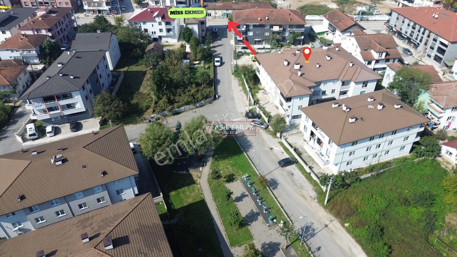 Aydınpınar Cad.mis Ekmek Karşısı Ebeveyn Bnylu 3+1 Satılık Daire — fotoğraf 2