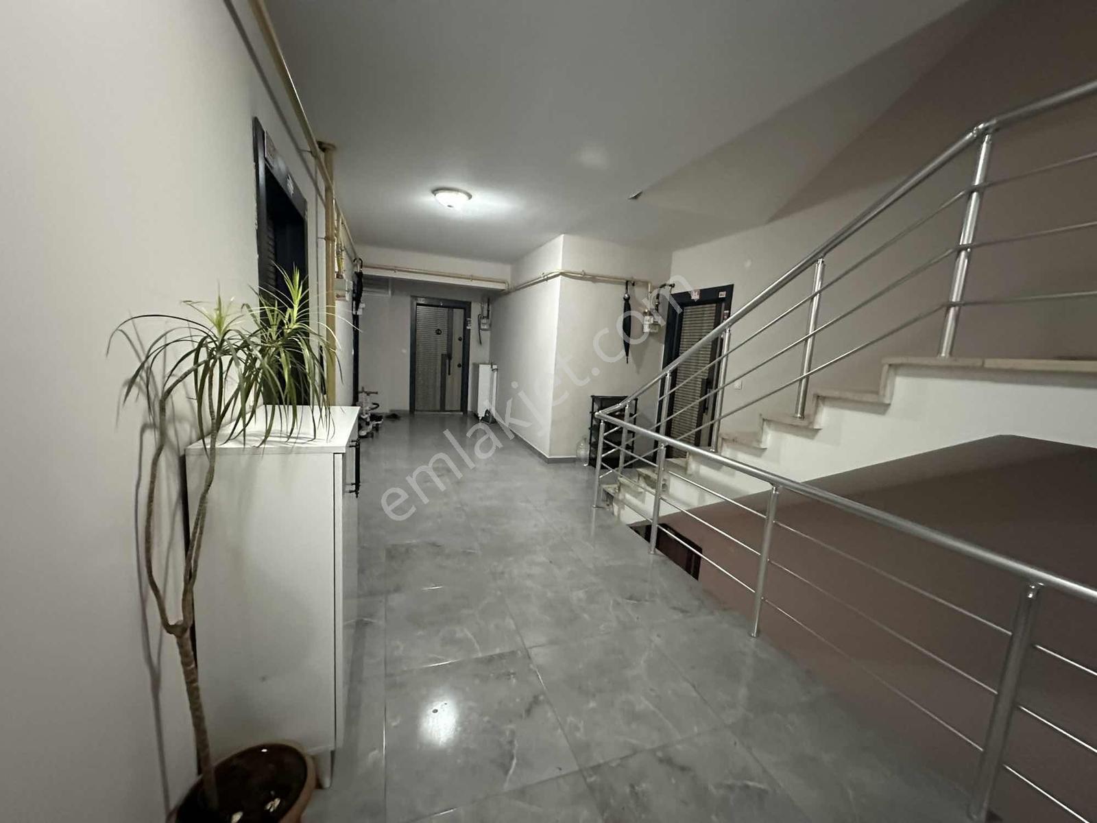 Aydınpınar Cad.mis Ekmek Karşısı Ebeveyn Bnylu 3+1 Satılık Daire — fotoğraf 6