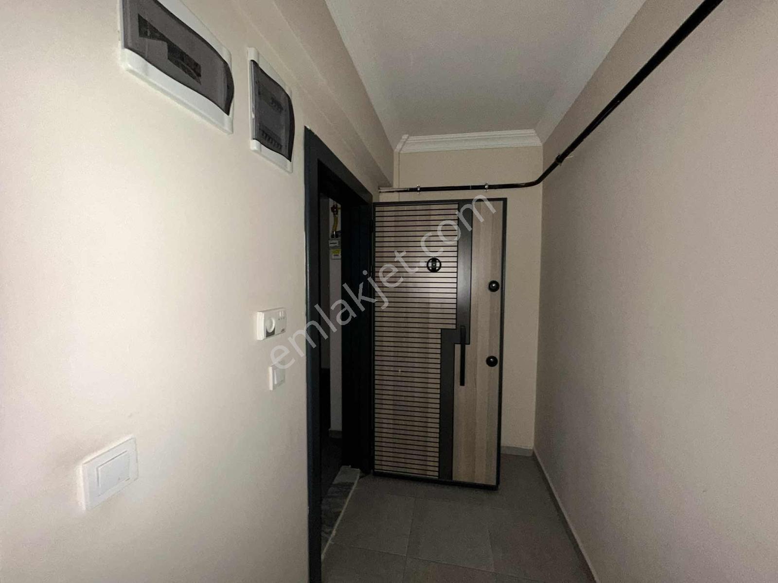 Aydınpınar Cad.mis Ekmek Karşısı Ebeveyn Bnylu 3+1 Satılık Daire — fotoğraf 9