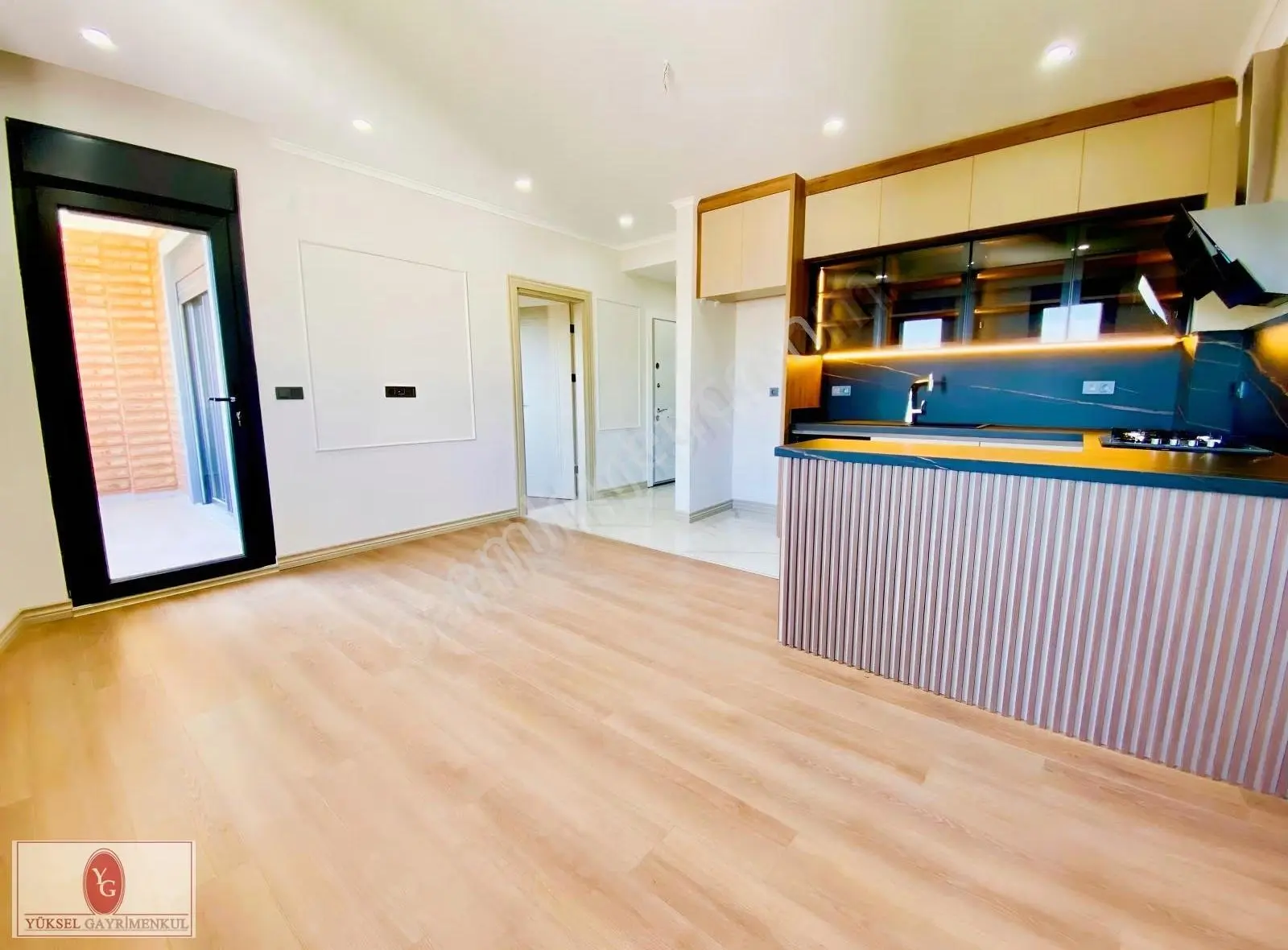 Yüksel'den Güre'de Ön Cephe Ultra Lux Sıfır Binada 1+1 Daire — fotoğraf 2
