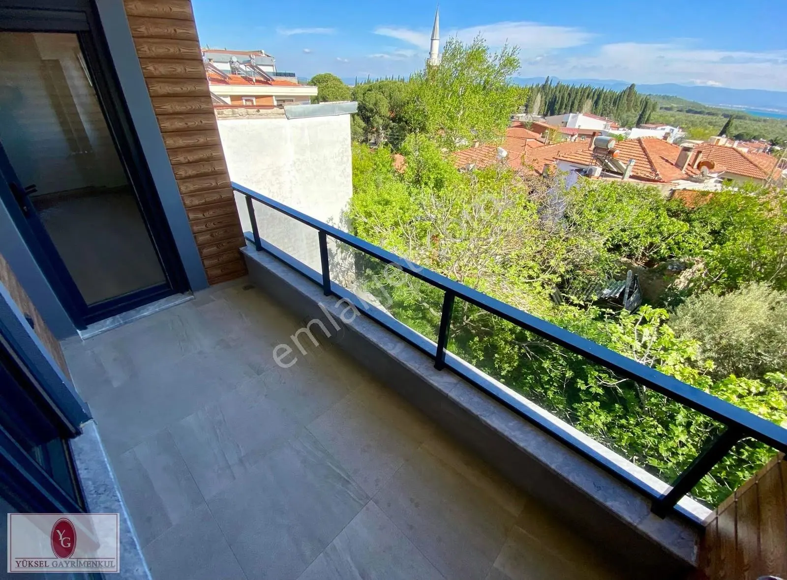 Yüksel'den Güre'de Ön Cephe Ultra Lux Sıfır Binada 1+1 Daire — fotoğraf 10