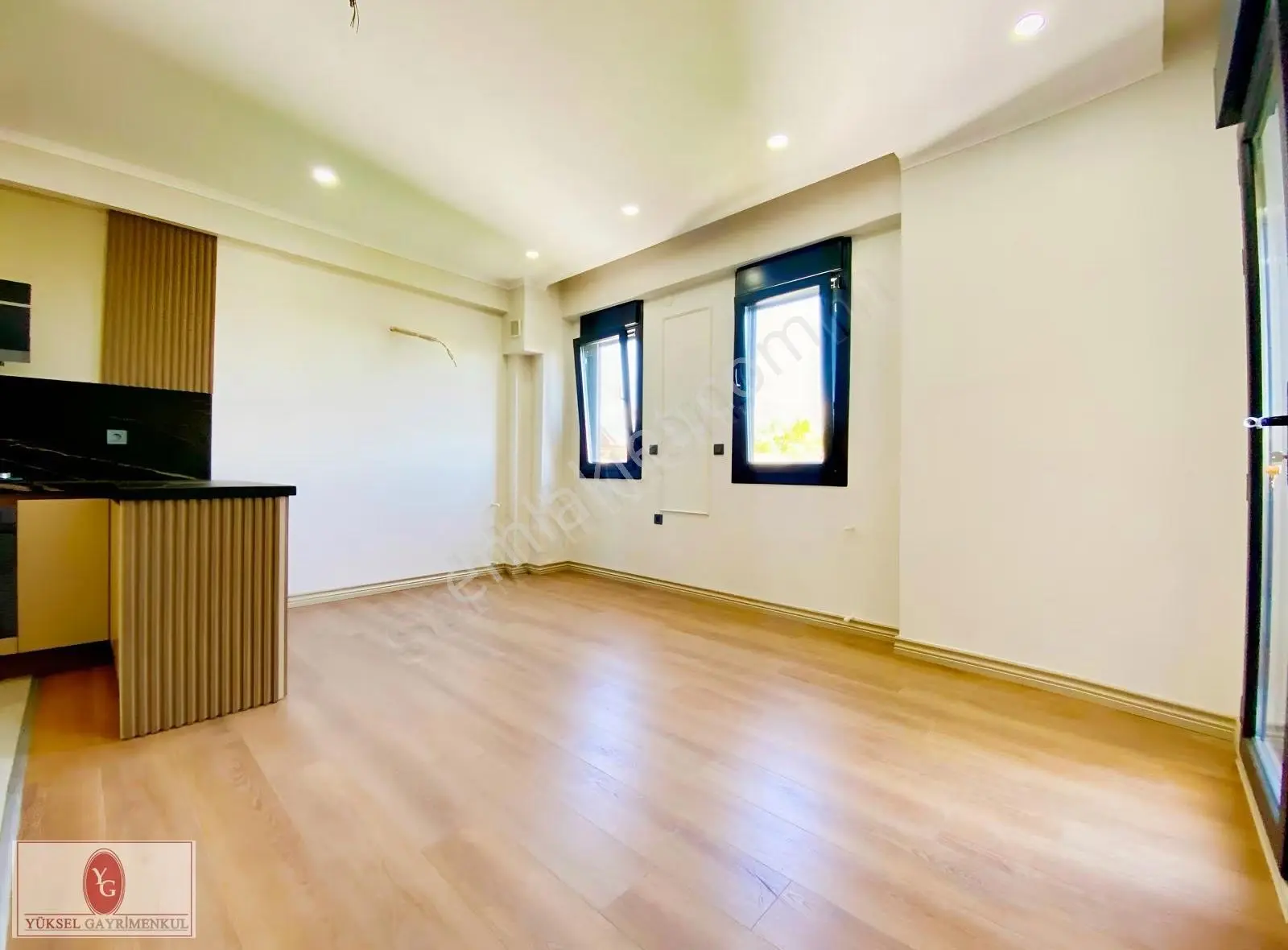 Yüksel'den Güre'de Ön Cephe Ultra Lux Sıfır Binada 1+1 Daire — fotoğraf 21