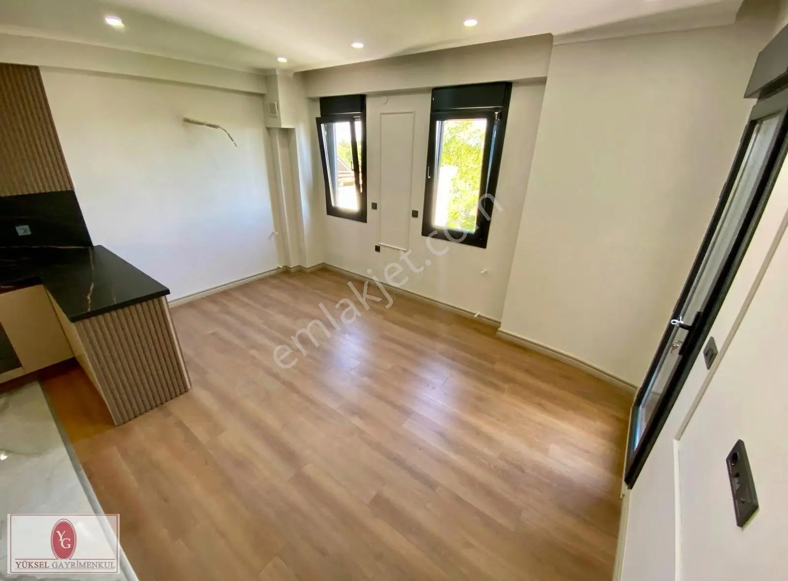 Yüksel'den Güre'de Ön Cephe Ultra Lux Sıfır Binada 1+1 Daire — fotoğraf 23