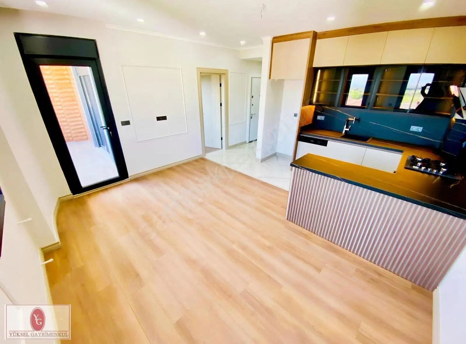 Yüksel'den Güre'de Ön Cephe Ultra Lux Sıfır Binada 1+1 Daire — fotoğraf 31