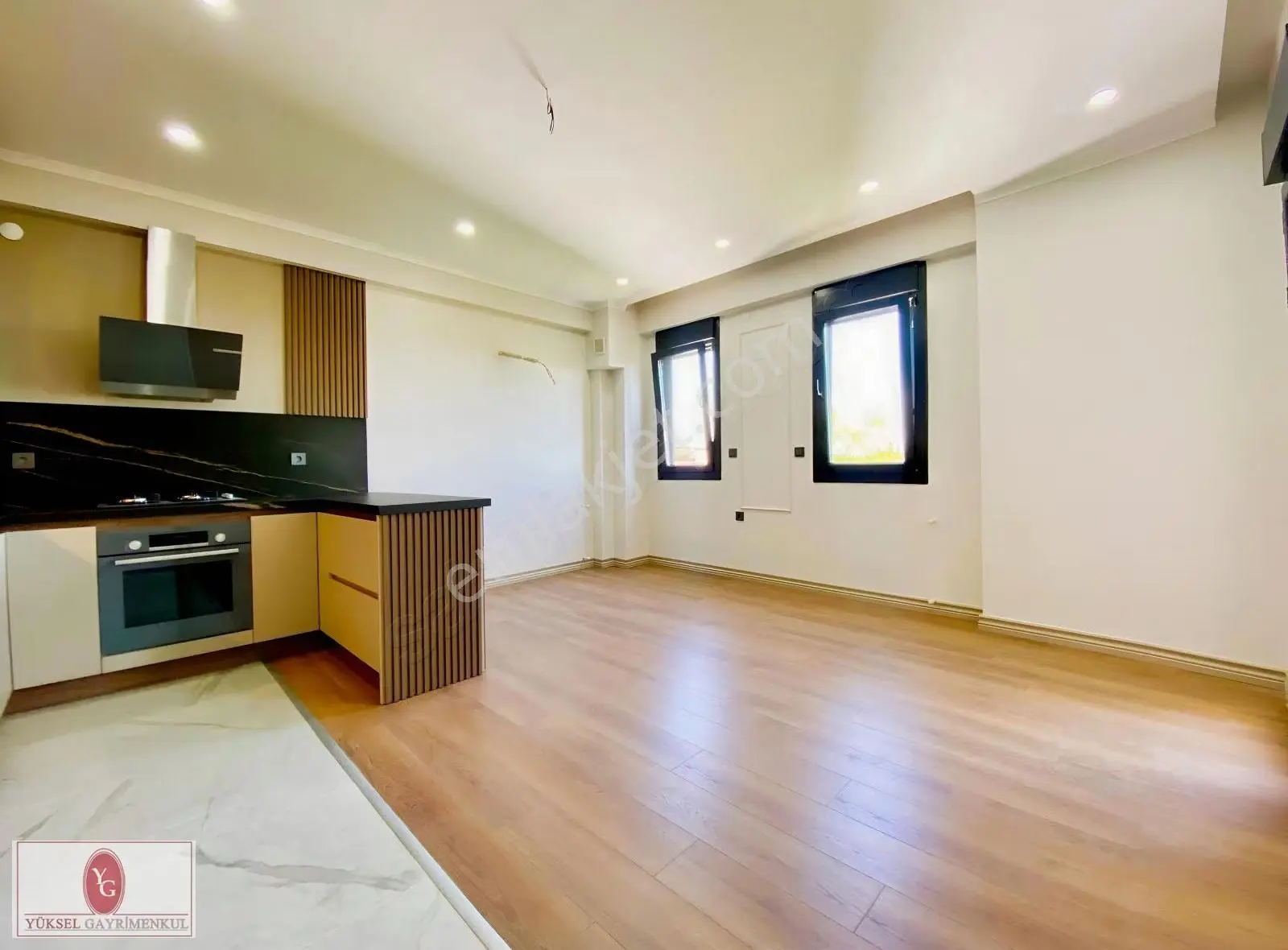 Yüksel'den Güre'de Ön Cephe Ultra Lux Sıfır Binada 1+1 Daire — fotoğraf 35